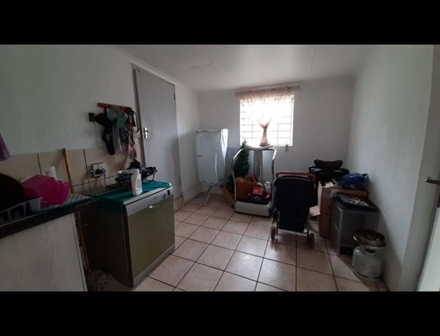 3 BEDROOM TOWNHOUSE FOR SALE IN FLORAUNA